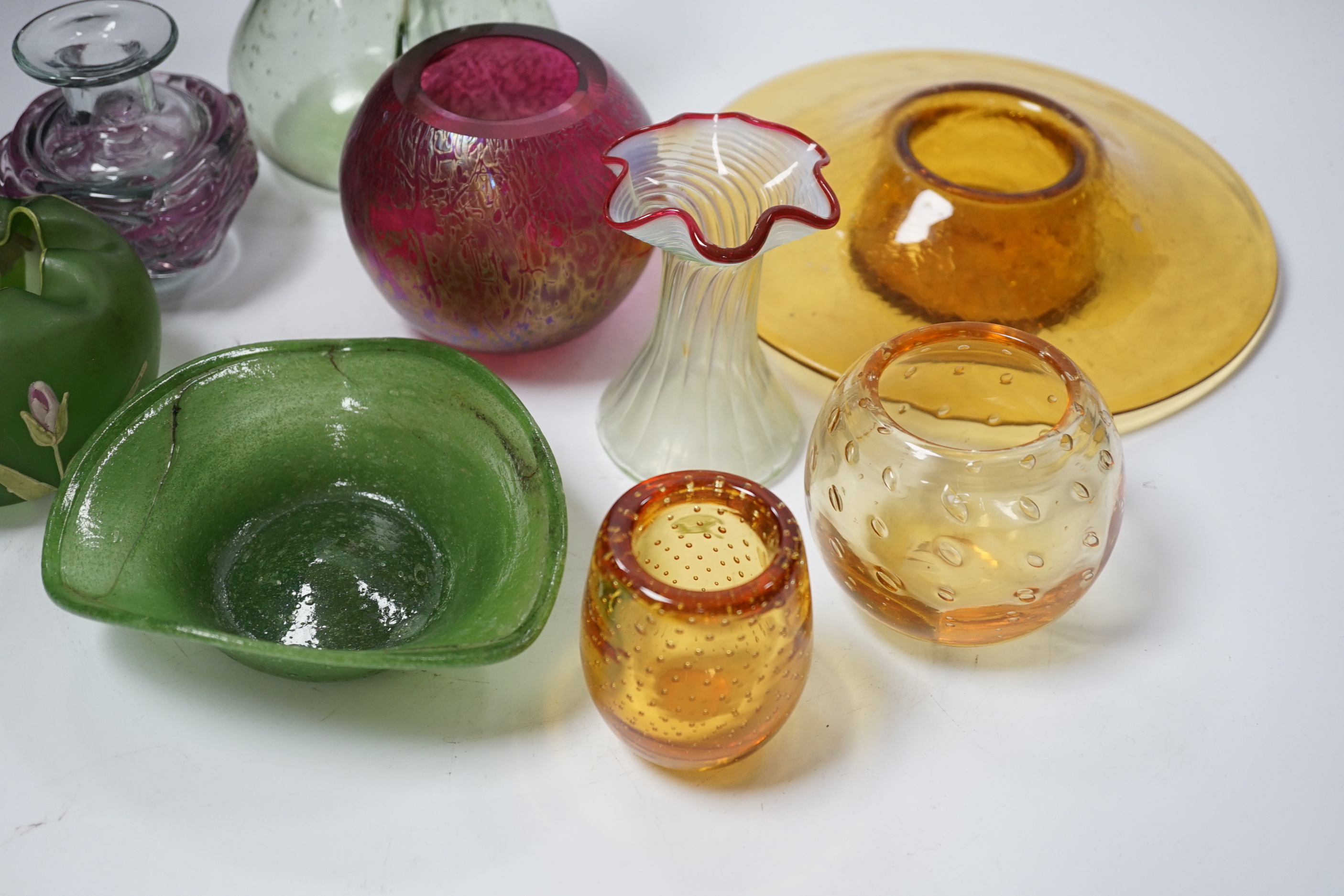 A group of art glass vases including Mdina, Brierley, etc., tallest 20cm high